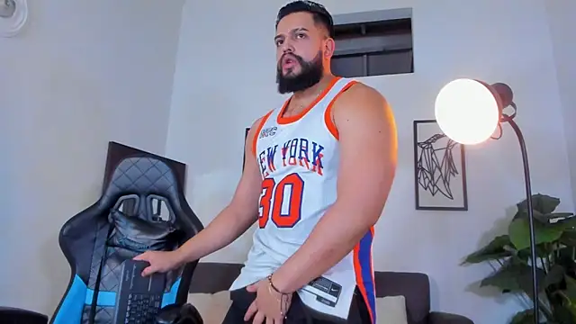 Justin kingX7 online show from 05/09/26, 04:49