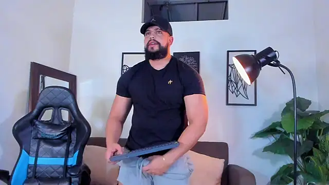 Justin kingX7 online show from 05/17/26, 04:34