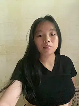 Snapshot of viluna chatting on 10/02/25, 04:38 viluna online show from 10/02/25, 04:38