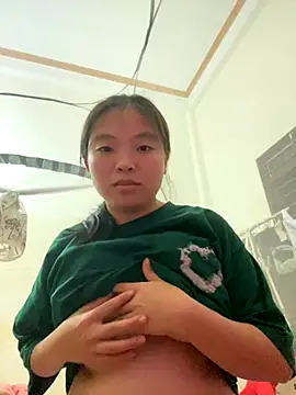 viluna online show from 10/27/25, 12:39