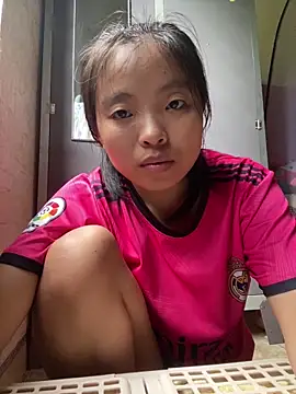 viluna online show from 10/31/25, 01:57