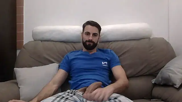 Amicisegreti online show from 01/14/26, 08:56