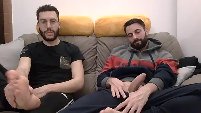 Amicisegreti online show from 03/05/26, 10:05