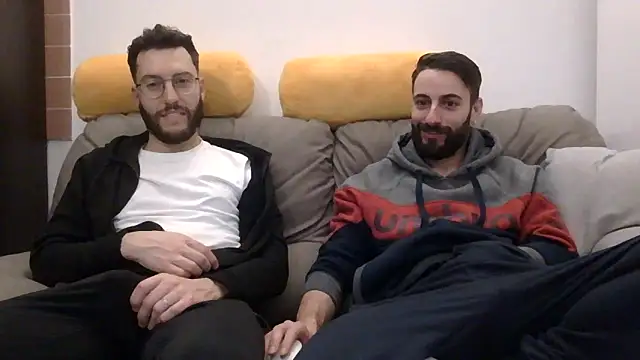 Amicisegreti online show from 03/12/26, 08:13