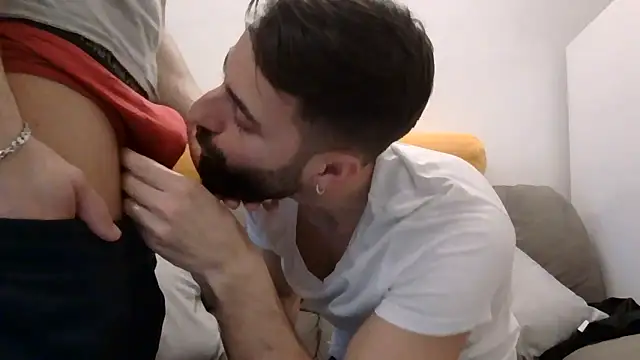 Amicisegreti online show from 02/25/26, 05:24