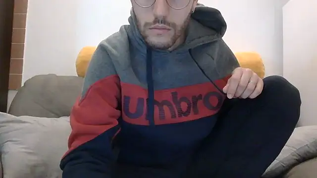 Amicisegreti online show from 03/19/26, 06:24