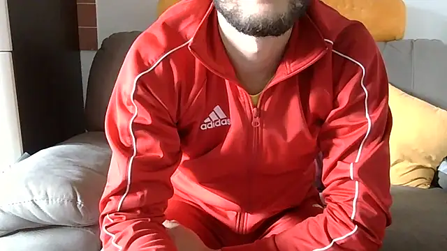 Amicisegreti online show from 11/26/25, 12:16