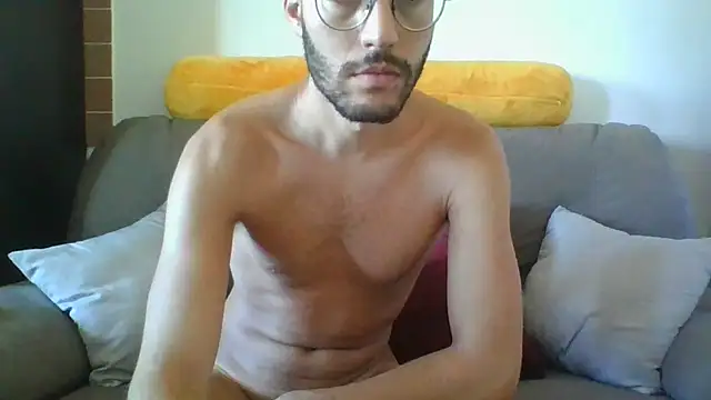 Amicisegreti online show from 09/18/25, 06:16