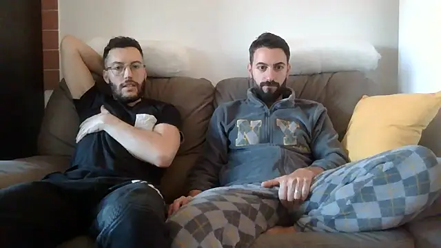 Amicisegreti online show from 04/07/26, 05:31