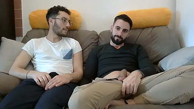 Amicisegreti online show from 03/24/26, 03:56