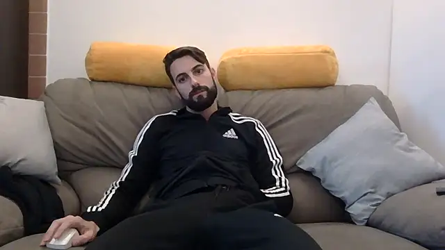 Amicisegreti online show from 01/17/26, 03:59