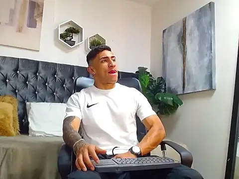 adrian ray online show from 10/03/25, 06:09