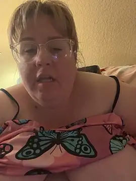 sexymommy1988 online show from 11/19/25, 04:34