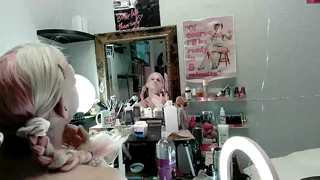 Snapshot of mistismoker chatting on 04/02/26, 03:13 mistismoker online show from 04/02/26, 03:13