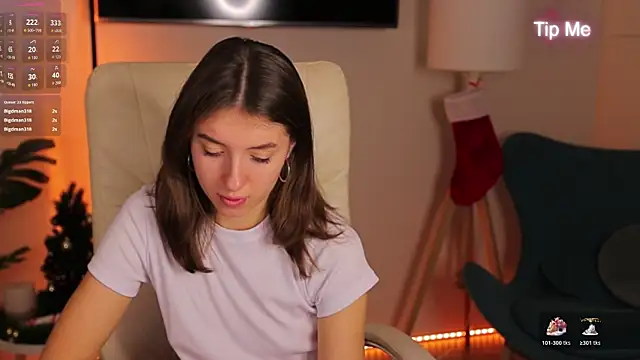 SweetVikki online show from 12/14/25, 08:31