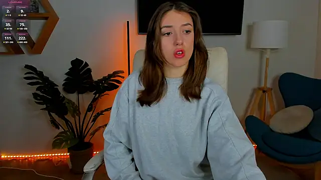 Snapshot of SweetVikki chatting on 02/10/26, 09:30 SweetVikki online show from 02/10/26, 09:30