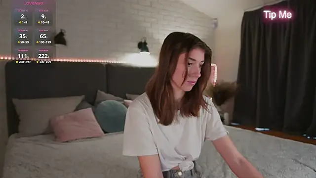 Snapshot of SweetVikki chatting on 02/17/26, 09:50 SweetVikki online show from 02/17/26, 09:50