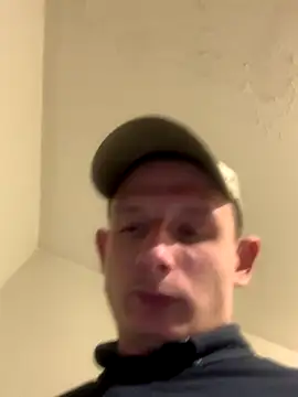 Snapshot of P44698 chatting on 01/08/26, 01:00 P44698 online show from 01/08/26, 01:00