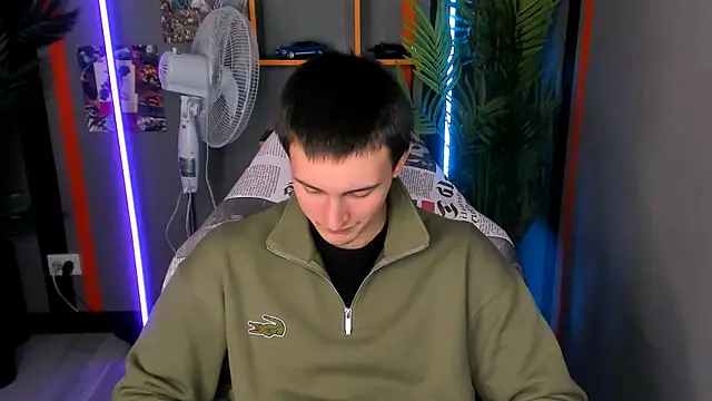 David  Diamond online show from 11/21/25, 04:06