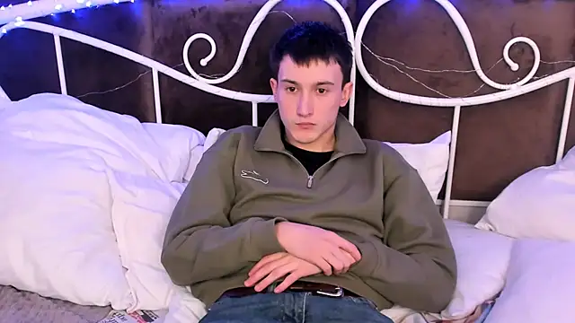 David  Diamond online show from 12/13/25, 08:04