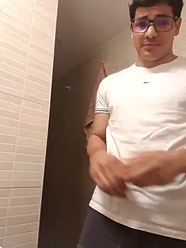 Snapshot of Elcurvo69 chatting on 12/01/25, 10:10 Elcurvo69 online show from 12/01/25, 10:10