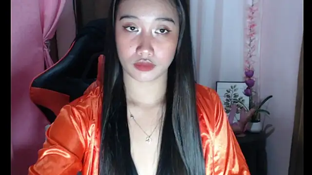 Snapshot of Chubby_HotLady chatting on 10/24/25, 09:08 Chubby HotLady online show from 10/24/25, 09:08