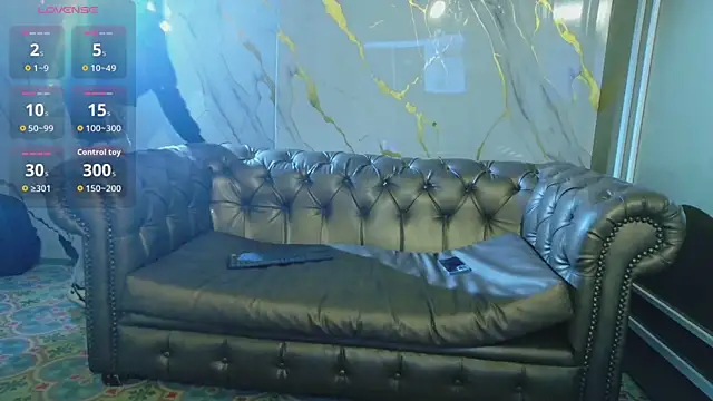 Olivia11  online show from 12/17/25, 11:37