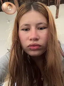 Olivia11  online show from 10/28/25, 12:04