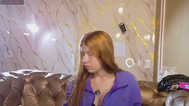 Olivia11  online show from 12/20/25, 11:57