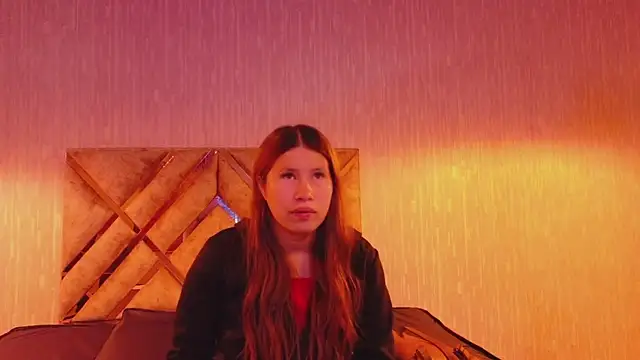 Olivia11  online show from 12/04/25, 11:31