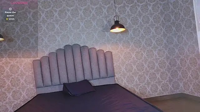 Snapshot of Olivia11_ chatting on 03/12/26, 02:10 Olivia11 online show from 03/12/26, 02:10