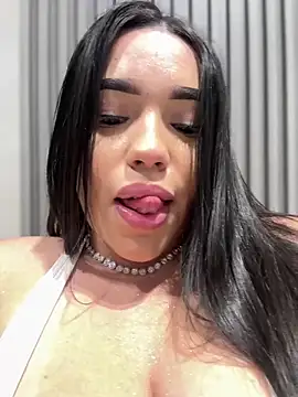 SofiaWildee online show from 06/11/26, 12:32
