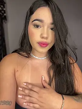 SofiaWildee online show from 04/07/26, 03:41