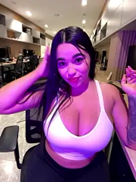 SofiaWildee online show from 01/08/26, 01:33