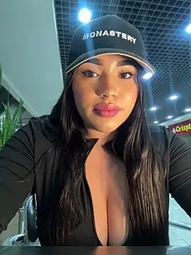 SofiaWildee online show from 06/14/26, 11:06