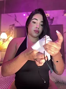 SofiaWildee online show from 12/18/25, 04:06