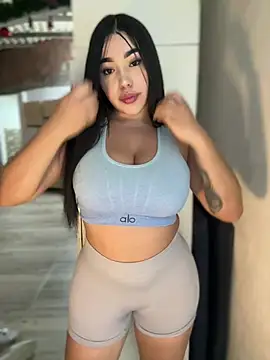 SofiaWildee online show from 02/10/26, 05:39