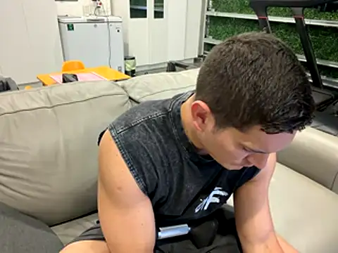 Matteus2000 online show from 12/22/25, 09:09