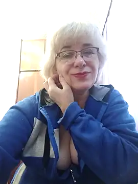 Snapshot of 52MiaLove02 chatting on 02/08/26, 05:49 52MiaLove02 online show from 02/08/26, 05:49