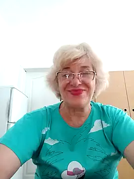 Snapshot of 52MiaLove02 chatting on 07/06/26, 04:41 52MiaLove02 online show from 07/06/26, 04:41