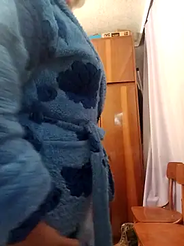 52MiaLove02 online show from 11/17/25, 05:39