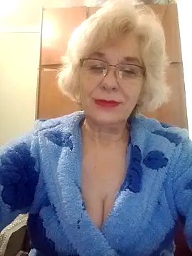 52MiaLove02 online show from 11/01/25, 04:52