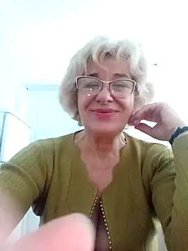 52MiaLove02 online show from 11/14/25, 05:55