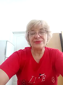 Snapshot of 52MiaLove02 chatting on 06/11/26, 04:42 52MiaLove02 online show from 06/11/26, 04:42