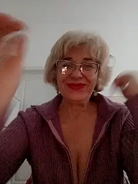 52MiaLove02 online show from 11/13/25, 05:44