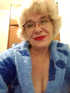 52MiaLove02 online show from 10/14/25, 04:18