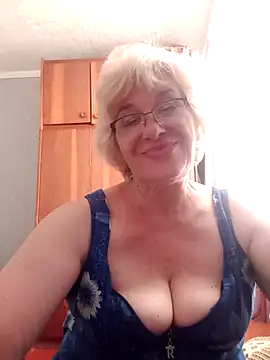 Snapshot of 52MiaLove02 chatting on 07/09/26, 05:12 52MiaLove02 online show from 07/09/26, 05:12