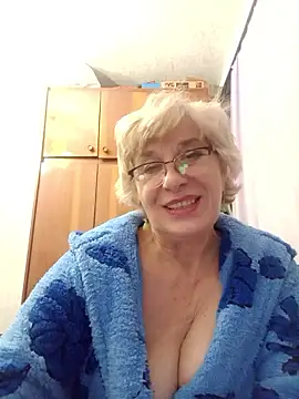 Snapshot of 52MiaLove02 chatting on 01/09/26, 05:53 52MiaLove02 online show from 01/09/26, 05:53