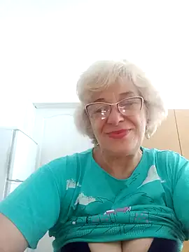 Snapshot of 52MiaLove02 chatting on 07/09/26, 05:08 52MiaLove02 online show from 07/09/26, 05:08