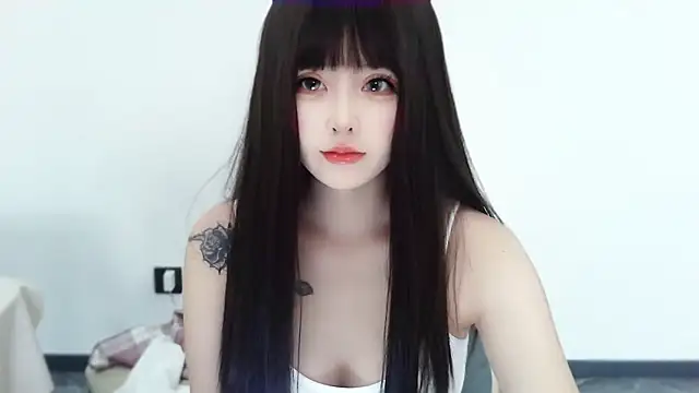 Snapshot of -caicai chatting on 10/12/25, 02:57 -caicai online show from 10/12/25, 02:57